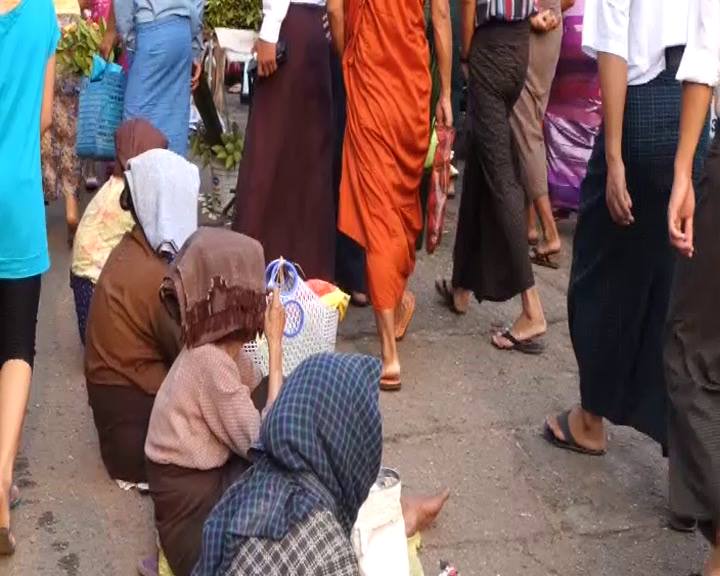 ေလလြင့္ကေလးမ်ား၊ ခိုုကိုုးရာမဲ့ဘိုးဘြားမ်ားပေပ်ာက္ေရး စတင္