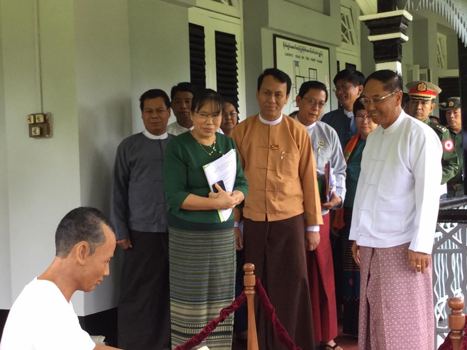 အာဇာနည္ေန႔ ႀကိဳတင္ျပင္ဆင္မႈမ်ား ဒုသမၼတ ၾကည့္႐ႈ