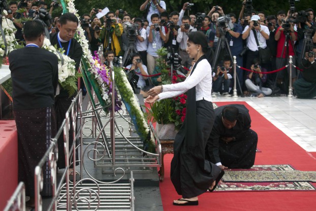 အာဇာနည္ေန႔အခမ္းအနား ေဒၚေအာင္ဆန္းစုၾကည္ တက္မည္