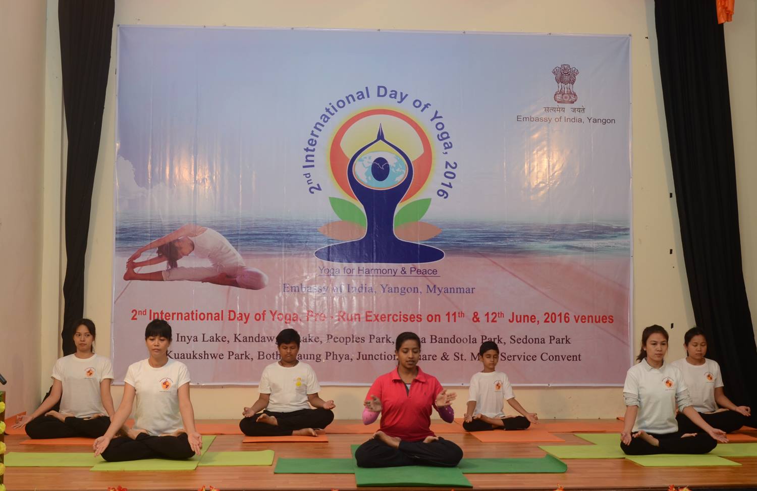 တပ္မေတာ္သားမ်ားကို အိႏၵိယေယာဂက်င့္စဥ္မ်ား သ႐ုပ္ျပ