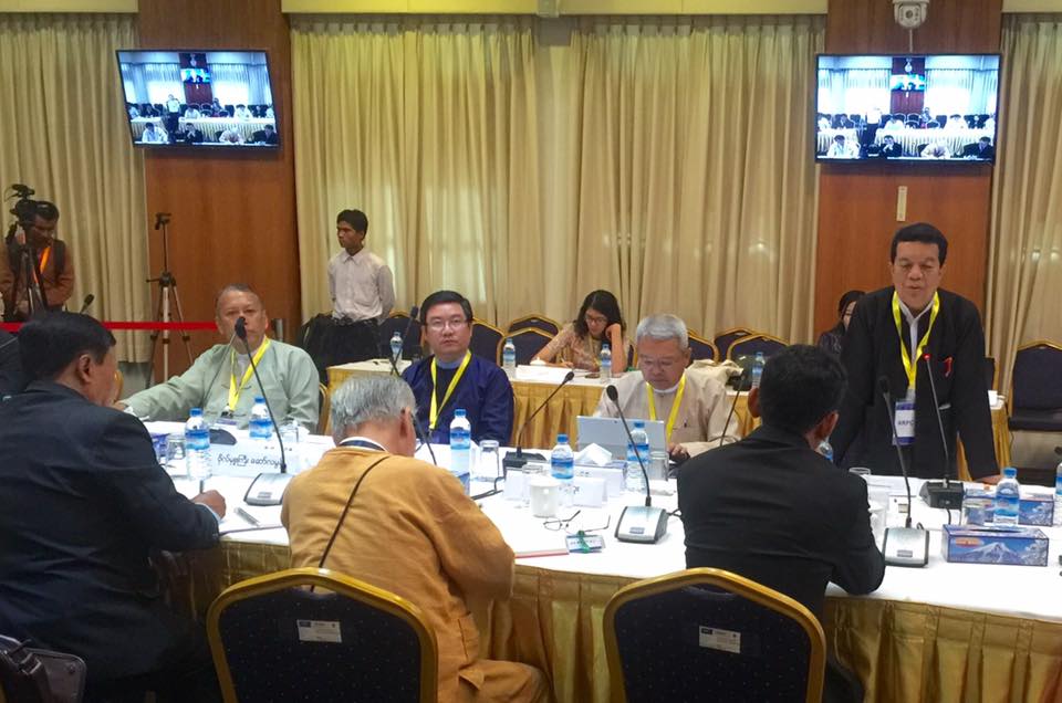 အပစ္မရပ္အဖြဲ႔မ်ားႏွင့္ ၂၁ ရာစုပင္လုံ အႀကိဳျပင္ဆင္ေရးေကာ္မတီတုိ႔ ယေန႔ညေနေတြ႔မည္
