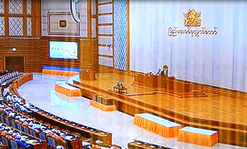 လူ႔အခြင့္အေရးေကာ္မရွင္ အစီရင္ခံစာကို လႊတ္ေတာ္ကိုယ္စားလွယ္မ်ား ေ၀ဖန္