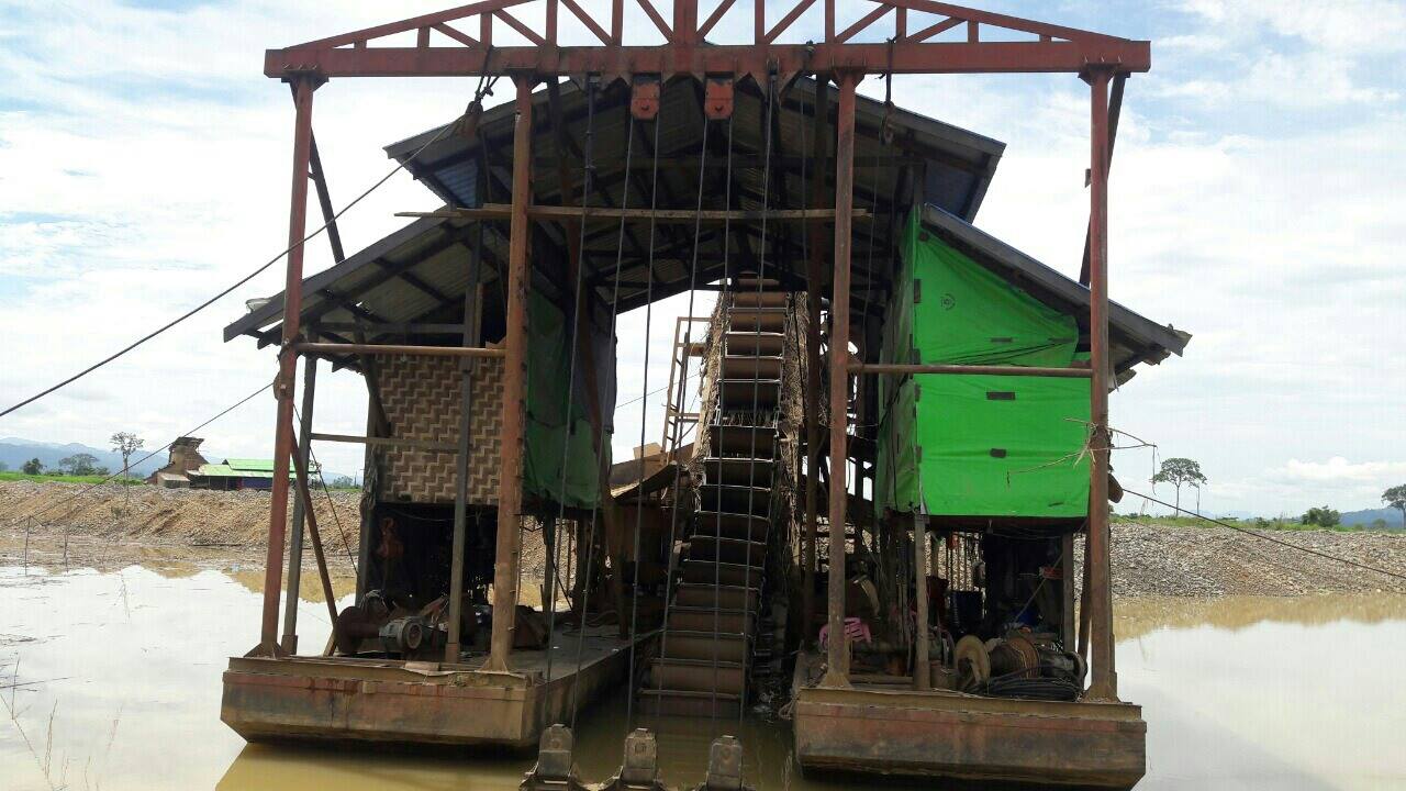 တရားမ၀င္ေရႊတူးေဖာ္သည့္ တ႐ုတ္ႏုိင္ငံသား ၈ ဦးကို ဖမ္းဆီးရမိ