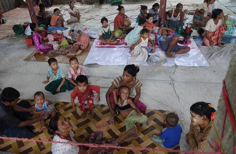 မုိးညိဳ ေရေဘးဒုကၡသည္မ်ားအတြက္ အကူအညီလုိအပ္ေန (ဓာတ္ပုံ)