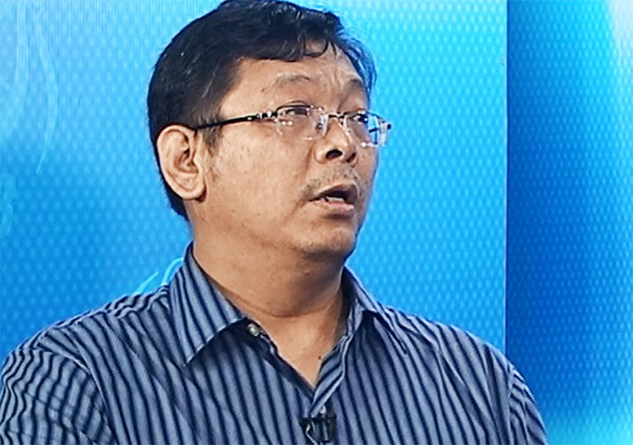 အမည္ပ်က္စာရင္းကို ရွင္းရွင္းလင္းလင္း ထုတ္ျပန္ေပးရန္ ဦးေမာင္ေမာင္၀မ္း တုိက္တြန္း