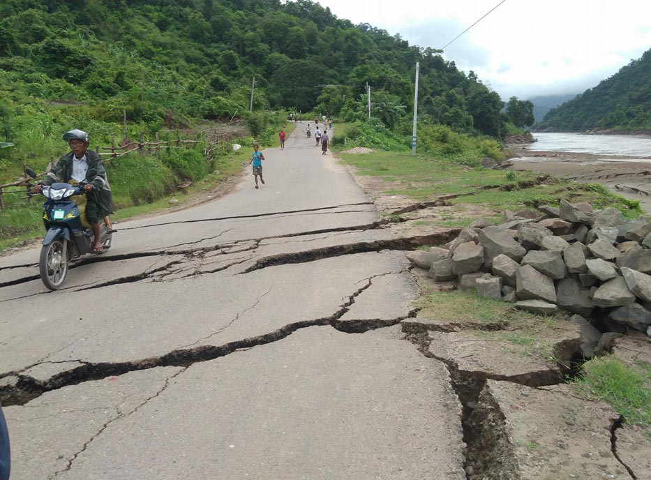 ကေလး၀ၿမိဳ႕တြင္ ေျမသားနိမ့္က်မႈ ဆက္ျဖစ္ပြား
