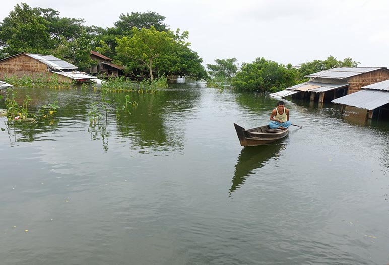 ေညာင္တုန္းၿမိဳ႕နယ္ ေက်းရြာတခ်ဳိ႕တြင္ ေနအိမ္မ်ား ေရနစ္ျမဳပ္ေနဆဲ