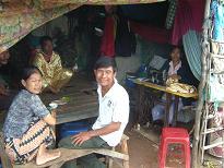 က​ေမၻာဒီး​ယား​မွ ဆင္း​ရဲသား​မ်ား​ ​ေ႐ြး​ေကာက္ပြဲ မဲ​ေပး​ခြင့္​ရ​ေရး​ တိုက္ပြဲဝင္