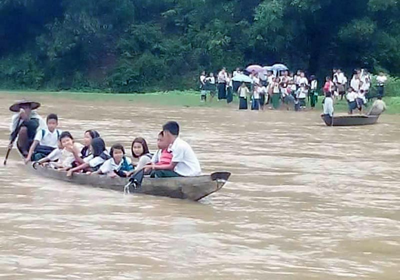 ကူးတို႔ ေလွမ်ားတြင္ အသက္ကယ္အက်ႌအသံုးမျပဳပါက လုိင္စင္ပိတ္သိမ္းအေရးယူမည္ဟု ၀န္ႀကီးေျပာ