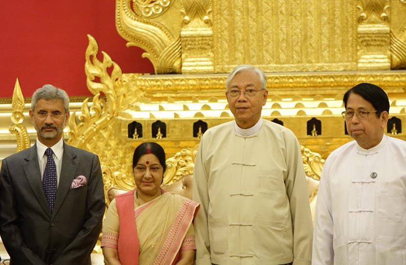 သမၼတဦးထင္ေက်ာ္ႏွင့္ ေဒၚေအာင္္ဆန္းစုၾကည္တို႔ကို အိႏိၵယျပည္ပေရးရာ၀န္ႀကီးတို႔ ေတြ႔ဆံု