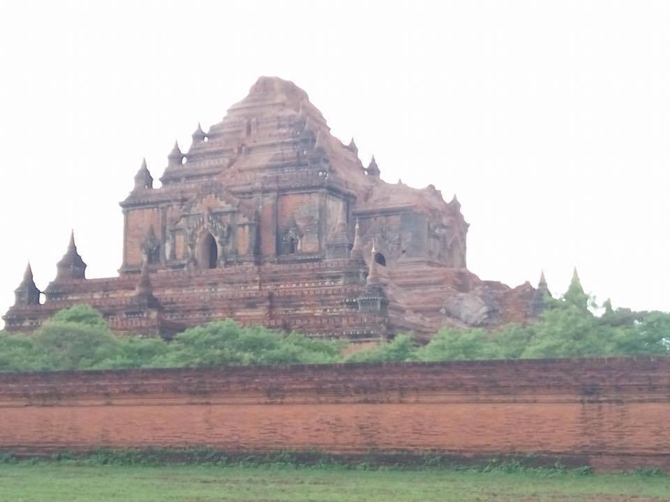ငလ်င္ေၾကာင့္ ေညာင္ဦးၿမိဳ႕ ဘုရား ေစတီပုထုိးမ်ား ပ်က္စီးမႈျမင္ကြင္း (ဓာတ္ပုံ)