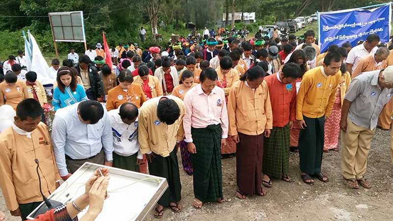 ၂၁ ရာစုပင္လံုညီလာခံ ေအာင္ျမင္ေစရန္ ကေလာတြင္ လမ္းေလွ်ာက္ခ်ီတက္ (ဓာတ္ပံု)