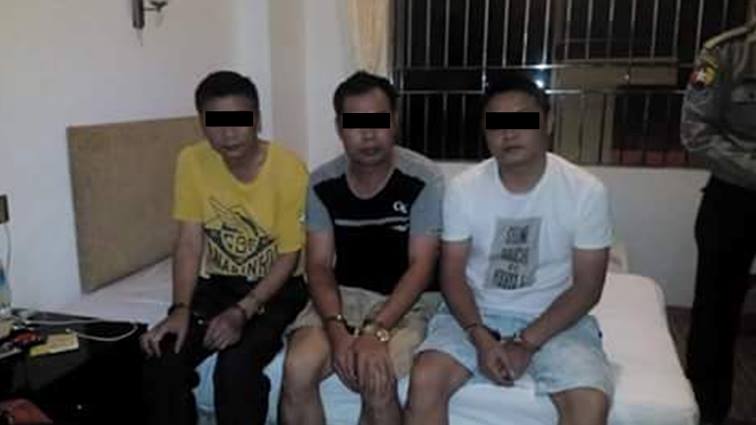 ေရႊတုံးအတုမ်ားလိမ္ေရာင္းသည့္ တ႐ုတ္နိုင္ငံသား ၃ ဦးဖမ္းမိ