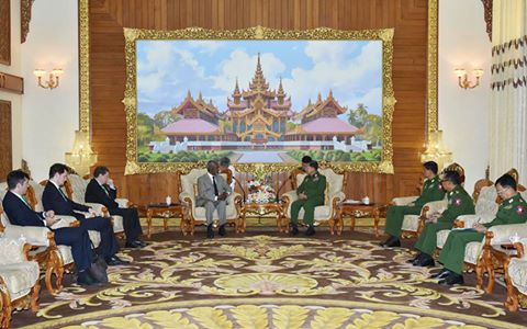 သမၼတ၊ ကာကြယ္ေရးဦးစီးခ်ဳပ္တို႔ႏွင့္ ကုလသမဂၢအတြင္းေရးမႉးခ်ဳပ္ေဟာင္း ကိုဖီအာနန္ ေတြ႔ဆံု