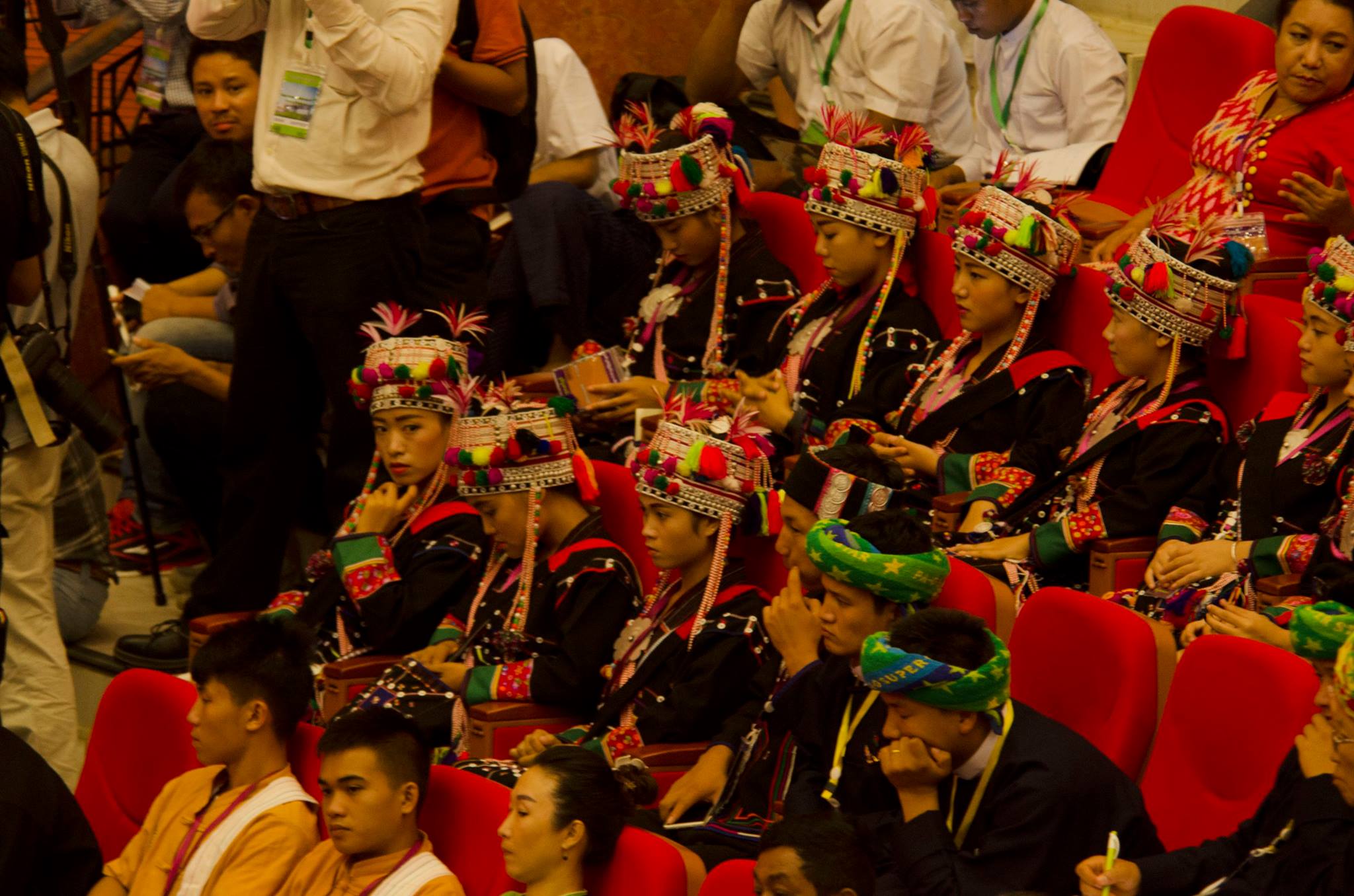 ကခ်င္ျပည္နယ္တြင္း ျပည္နယ္ႏွင့္ ကိုယ္ပိုင္အုပ္ခ်ဳပ္ခြင့္ရေဒသေတာင္းဆိုမႈ ကခ်င္ ၃ ပါတီ ကန္႔ကြက္