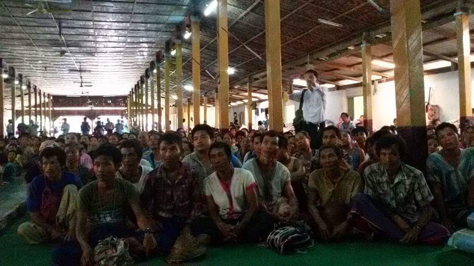 မဲသေဝါ စစ္ေဘးေရွာင္ျပည္သူ ၃၀၀၀ ေက်ာ္ကို အစိုးရက စားနပ္ရိကၡာအကူအညီေပးအပ္