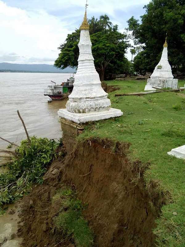 ခ်င္းတြင္းျမစ္ေရ တိုက္စားမႈေၾကာင့္ ေစတီတဆူၿပိဳက်