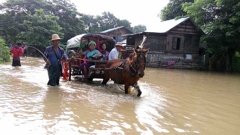 ေတာင္တြင္းႀကီးၿမိဳ႕တြင္ ႐ုတ္တရက္ေရႀကီး၊ ေနအိမ္ ၅၀၀ နီးပါး ေရနစ္ျမႇဳပ္