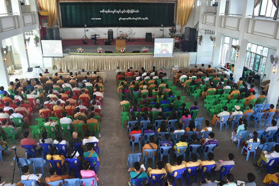 ရွမ္းလူထုအသိုင္းအ၀ိုင္းအၾကားညီညြတ္ေရးအတြက္ ဖိုရမ္က်င္းပ