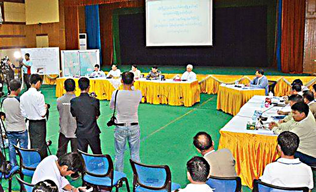 ရခုိင္ျပည္နယ္ နယ္ျခားေစာင့္ကင္းစခန္းမ်ား စီးနင္းခံရမႈ ရဲ၀န္ထမ္း ၉ ဦး က်ဆံုးဟု အစိုးရရွင္းလင္း