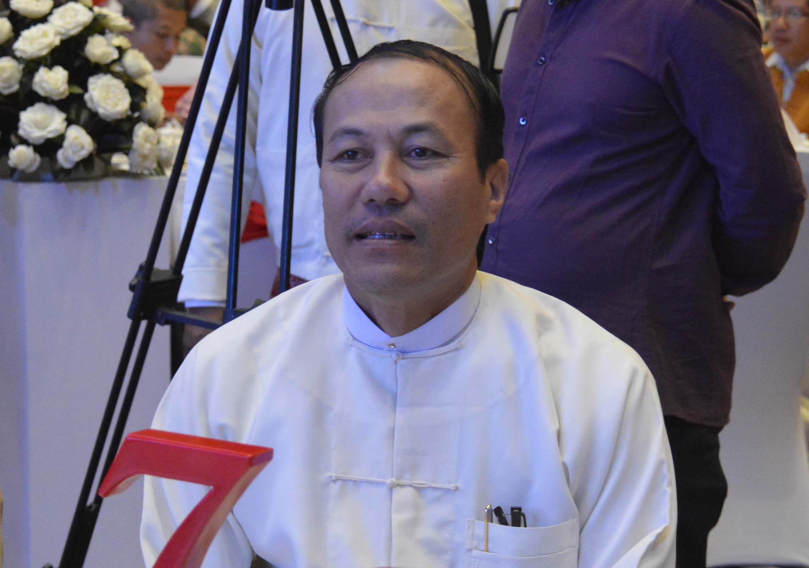 အလုပ္သမားအေရးလႈပ္ရွားသူ ဦးေက်ာ္ေသာင္းကို အသေရဖ်က္မႈျဖင့္တရားစြဲမည္