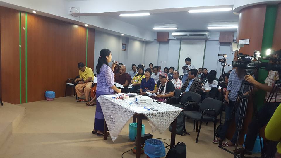 ႏိုင္ငံေရးလမ္းျပေျမပံုတြင္ တုိင္းရင္းသားလက္နက္ကိုင္အားလံုး ပါ၀င္ေရး လုပ္ေဆာင္ရန္ တုိက္တြန္း