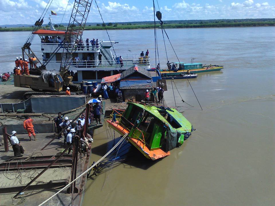 အျမန္ေရယာဥ္နစ္ျမဳပ္မႈတြင္ ေသဆံုးသူမ်ားအတြက္ ၀မ္းနည္းေၾကာင္း အစိုးရ ထုတ္ျပန္