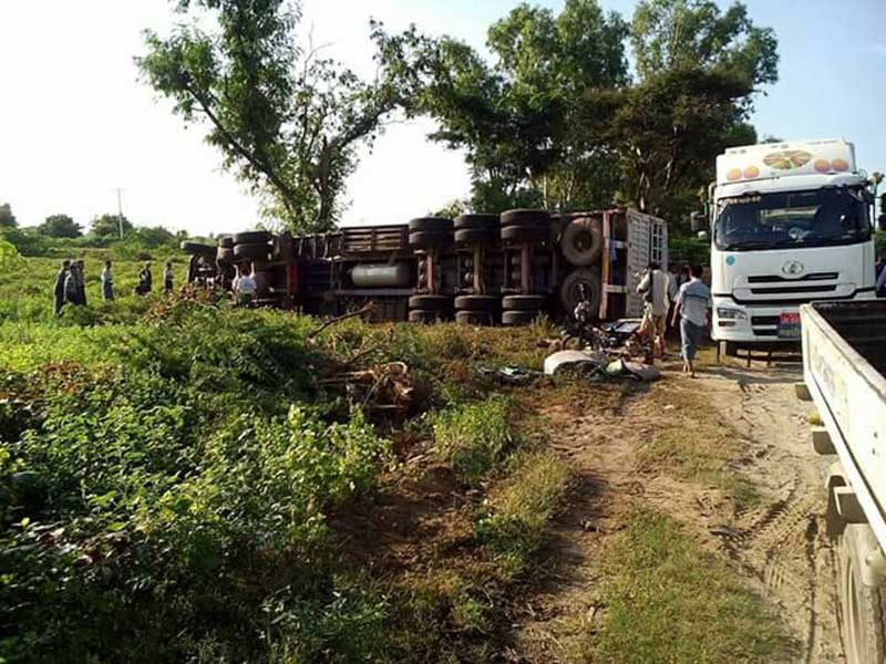 ရန္ကုန္-မႏၲေလးလမ္းတြင္ ေထာ္လာဂ်ီႏွင့္တြဲကားတိုက္မိ ၁ ဦးေသ ၂ဦးဒဏ္ရာရ