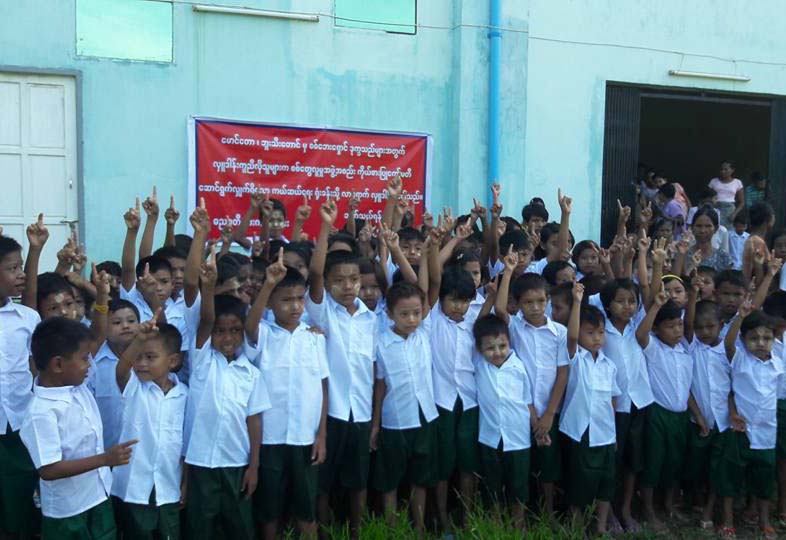 တိမ္းေရွာင္ ဒုကၡသည္ေက်ာင္းသားအခ်ိဳ႕ ေနရပ္မျပန္ရဲသျဖင့္ ပညာသင္ခြင့္ဆုံး႐ႈံး