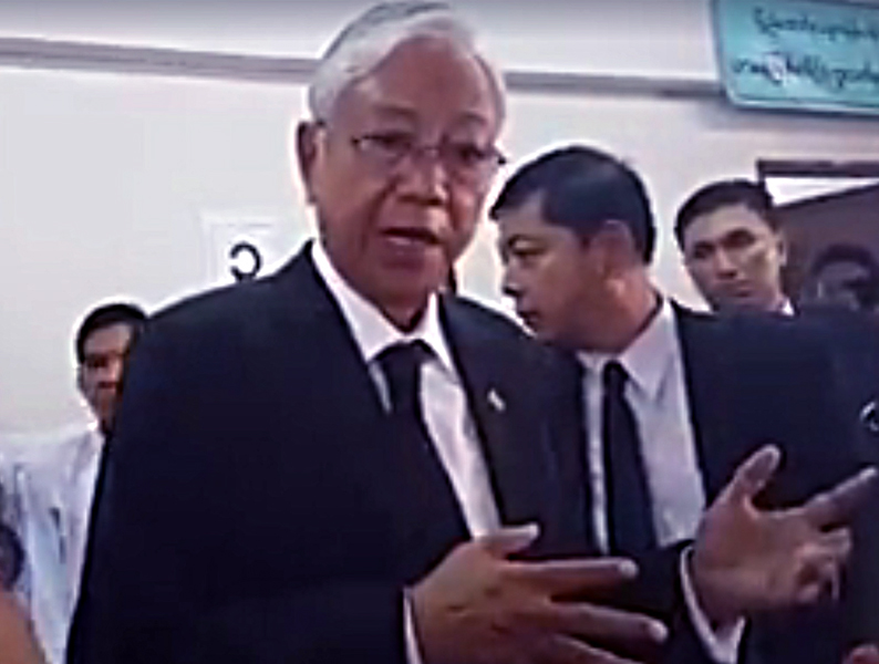 သမၼတဦးထင္ေက်ာ္ ဘန္ေကာက္ျမန္မာသံ႐ံုးတြင္ အလုပ္သမားမ်ားႏွင့္ ေတြ႔ဆုံ