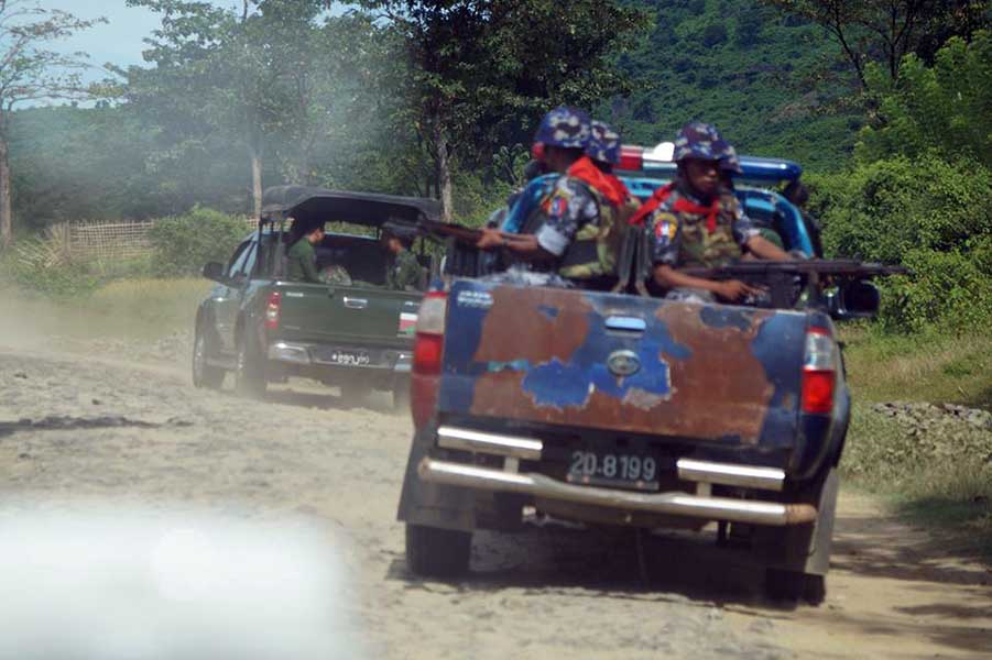 ေမာင္ေတာတြင္ အၾကမ္းဖက္အဖြဲ႔ႏွင့္ ပစ္ခတ္တိုက္ခုိက္မႈမ်ား ျဖစ္ေန
