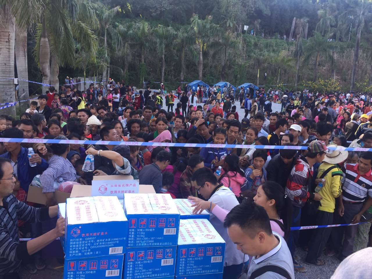 ျမန္မာစစ္ေရွာင္ဒုကၡသည္မ်ား တ႐ုတ္ျပည္ဘက္ထြက္ေျပး