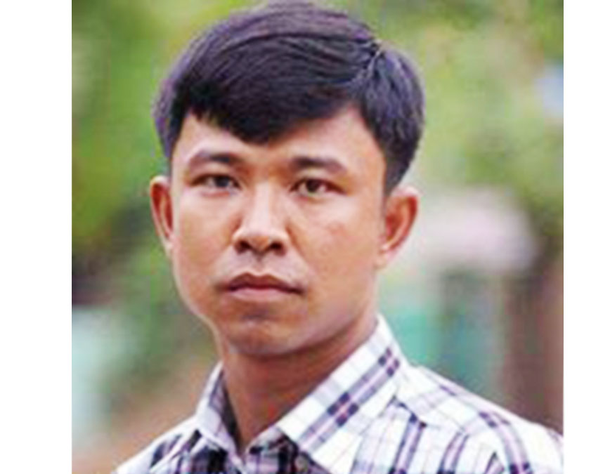 မံုရြာသတင္းေထာက္ အသတ္ခံရမႈ မသကၤာသူမ်ားကို စစ္ေဆးေန