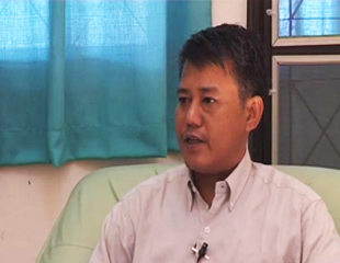 ဒီအ​ေ႐ြ့​တခုတည္း​နဲ့​ ဒီမိုက​ေရစီလႈပ္႐ွား​မႈၾကီး​ ရပ္မသြား​ပါဘူး​ (ရဲ​ေဘာ္သံခဲနွင့္​ ​ေမး​ျမန္း​ခ်က္)