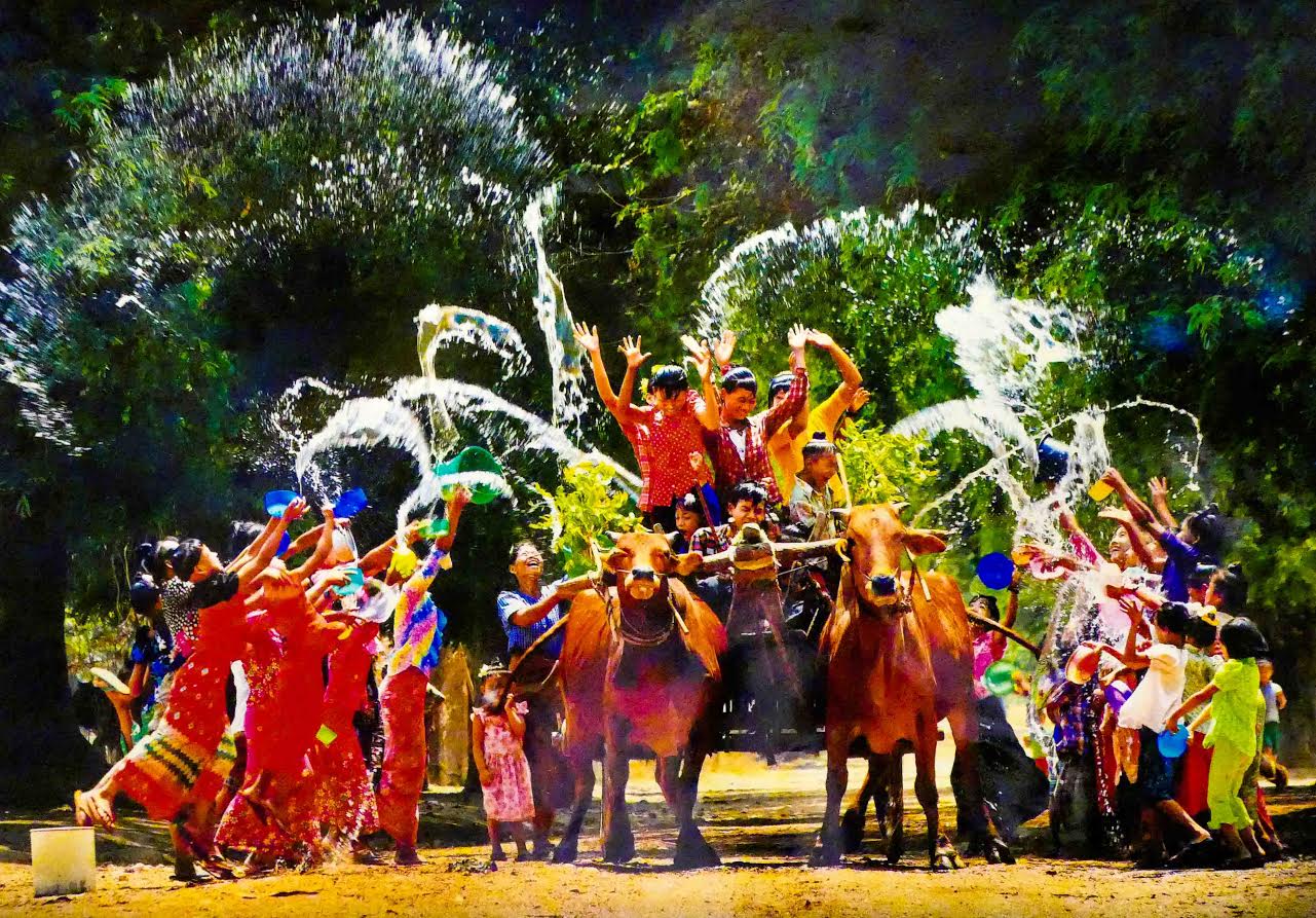 လြတ္လပ္ေရးအထိမ္းအမွတ္ ​ေရာင္​စုံဓာတ္​ပုံၿပိဳင္​ပဲြ ဆုေပးပြဲ (ဓာတ္ပံု)