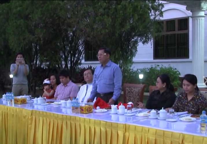 ၿငိမ္းခ်မ္းေရးအတြက္ ဗုိလ္ခ်ဳပ္မႉးႀကီး မင္းေအာင္လႈိင္ထံသြားေရာက္ဆုေတာင္း (႐ုပ္သံ)