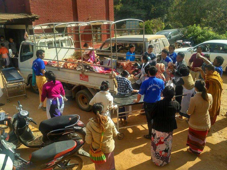 ေက်ာက္မဲၿမိဳ႕နယ္တြင္ တိုက္ပြဲျဖစ္၊ ရြာသား ၃ ဦးေသ၊ သံဃာ ၃ ပါးဒဏ္ရာရ