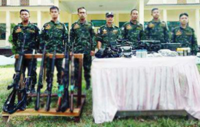 ဒီေကဘီေအ ခြဲထြက္အဖြဲ႔ဝင္ ၇ ဦး လက္နက္ခ်