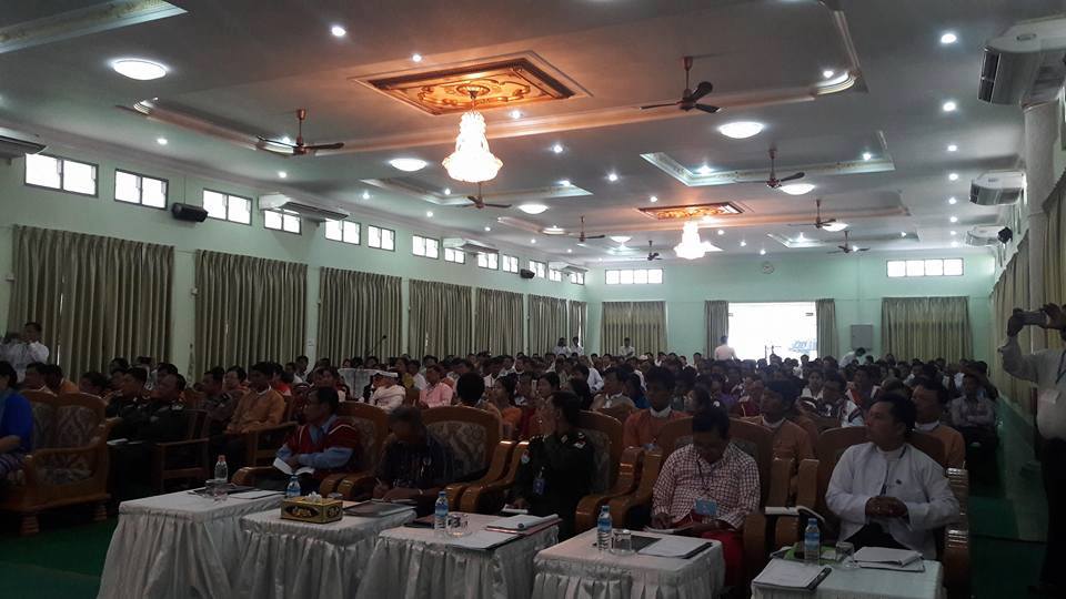 အမိ်ဳးသားအဆင့္ ႏိုင္ငံေရးေဆြးေႏြးပြဲမ်ားကို ခ႐ိုင္ ၃ ခုခြဲၿပီး က်င္းပမည္