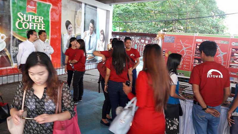 ရန္ကုန္ၿမိဳ႕ ခံုးေက်ာ္တံတား ၅ စင္းတြင္း အမ်ားျပည္သူအသံုးျပဳရန္ေနရာမ်ားဖန္တီးမႈ ပံုစံငယ္မ်ားျပသ