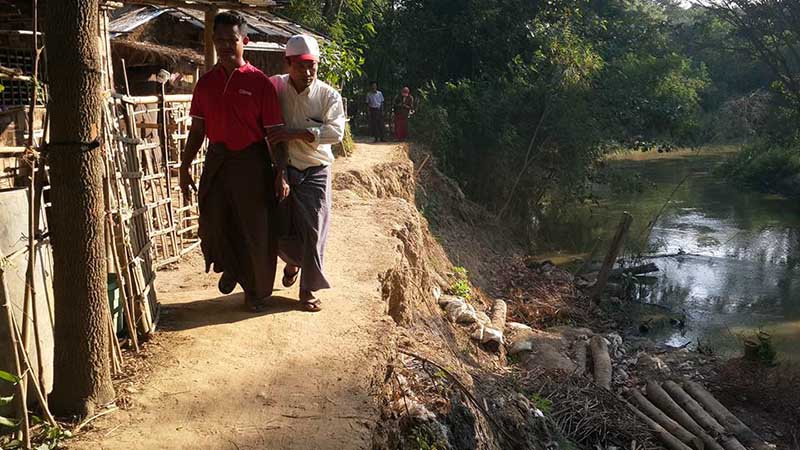 ေပါင္းတည္ၿမိဳ႕နယ္တြင္ ေခာ်င္းကမ္းပါး ၿပိဳက်မႈေၾကာင့္ ေဒသခံမ်ား သြားလာေရး ခက္ခဲ