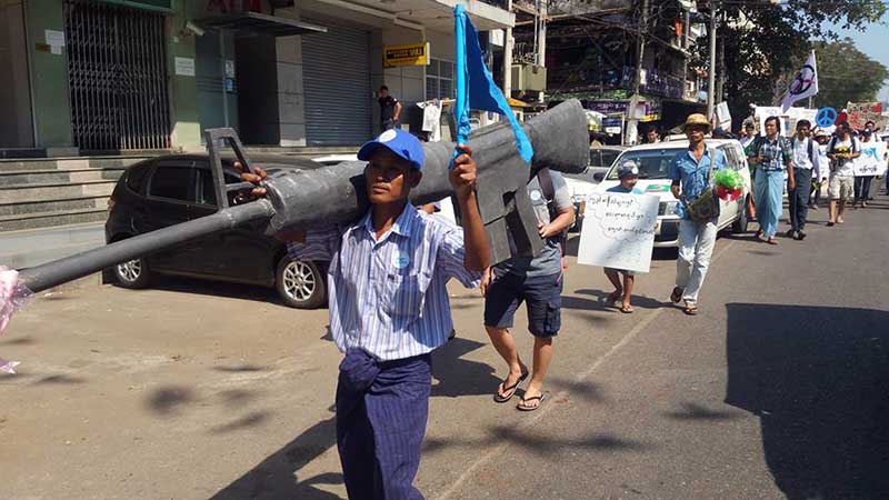 ၿငိမ္​းခ်မ္​း​ေရးလူထုလႈပ္​ရွားမႈ ႏိုင္ငံအႏွ႔ံ ျပဳလုပ္ခဲ့ၾက