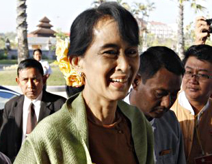 ေဒၚေအာင္ဆန္းစုၾကည္ ေ႐ြးေကာက္ပြဲေကာ္မ႐ွင္နွင့္ ေတြ့ဆုံ