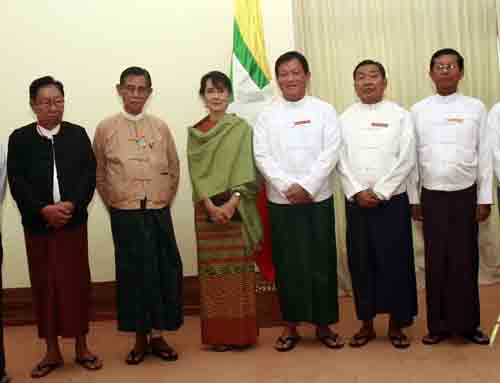 ၾကားျဖတ္ေ႐ြးေကာက္ပြဲကို တရားမွ်တစြာ က်င္းပမည္ဟု ေကာ္မ႐ွင္ ကတိေပး