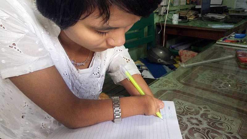 ကေလးၿမိဳ႕နယ္တြင္ တကၠသိုလ္၀င္တန္းေျဖဆုိသည့္ မသန္စြမ္းေက်ာင္းသားအခ်ဳိ႕အခက္ေတြ႔