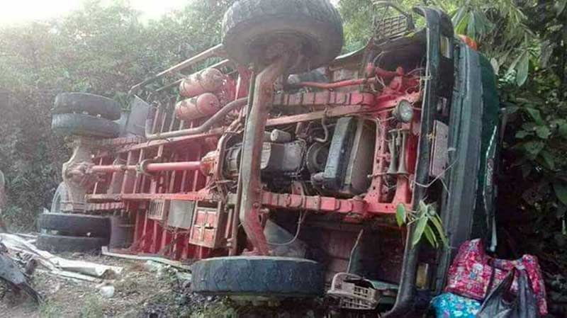 ေကာ့ေသာင္း-ဘုတ္ျပင္းကားလမ္းတြင္္ ဇာတ္ပြဲသဘင္ကားတိမ္းေမွာက္၊ ၁ ဦးေသဆံုး
