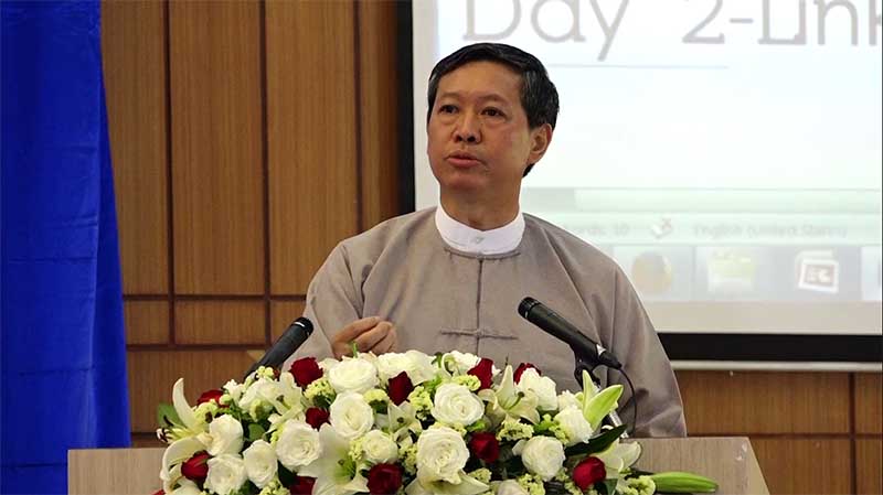 ဘတ္ဂ်က္မလုံေလာက္သျဖင့္ ပညာေရးစီမံကိန္းမ်ား ေႏွာင့္ေႏွးေနေၾကာင္း ၀န္ႀကီးေျပာ