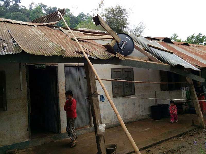 တာခ်ီလိတ္ခ႐ိုင္တြင္ မိုးသက္ေလျပင္းက်ေရာက္၊ ေနအိမ္အခ်ဳိ႕ ပ်က္စီး