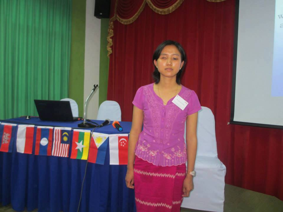 ဂုဏ္ျပဳခ်ီးက်ဴးထိုက္သူအျဖစ္ မ်က္မျမင္အမ်ဳိးသမီးငယ္ ၁ ဦးကို ေရြးခ်ယ္