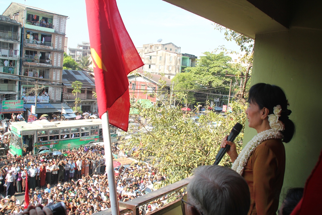 ၾကား​ျဖတ္​ေ႐ြး​ေကာက္ပြဲ ဝင္ျပိုင္မည့္​ ကိုယ္စား​လွယ္​ေလာင္း​မ်ား​စာရင္း​ အဖြဲ့​ခ်ဳပ္ ​ေၾကညာ